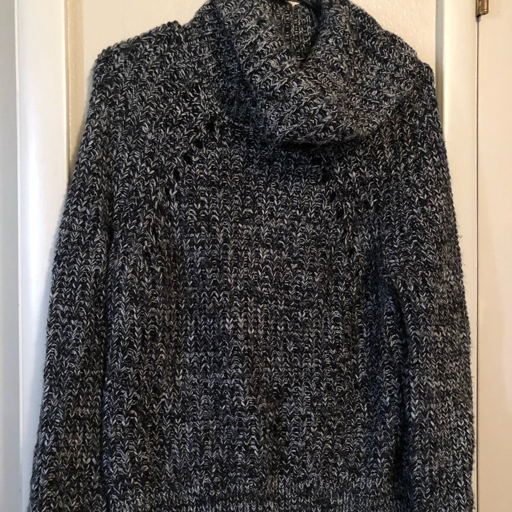 Pacsun Turtle Neck